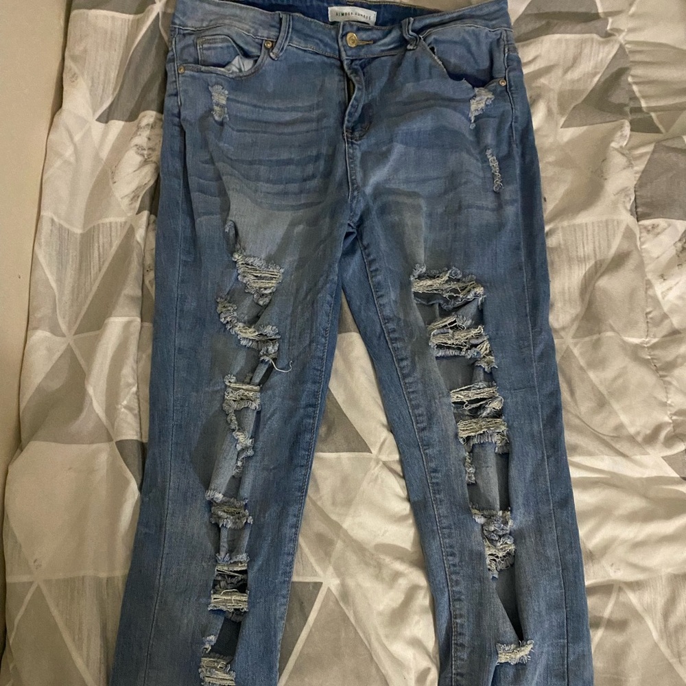 Almost Famous very stretchy size 13